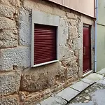 Style In A Pedestrian Quarter In The City\'S Heart